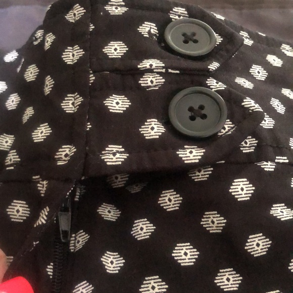 LILY MORGAN - EUC-NWOT Stretch Shorts (XL) - Picture 4 of 8